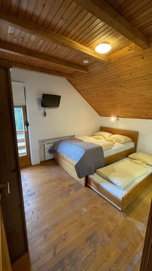 Guest House Alpha Ski Camp Jahorina Exteriör bild